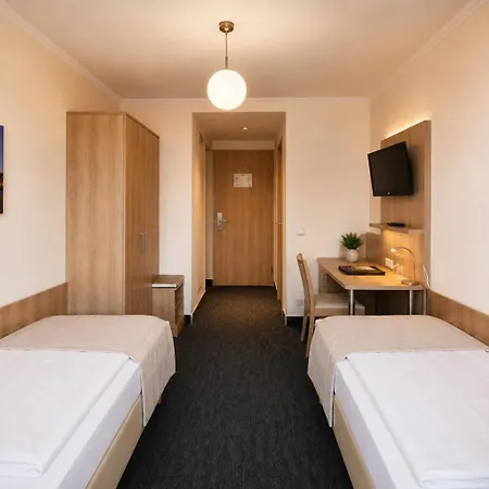 Jensen Hotel