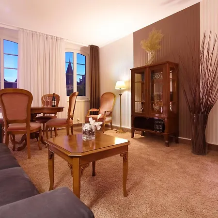 Jensen Hotel 3*