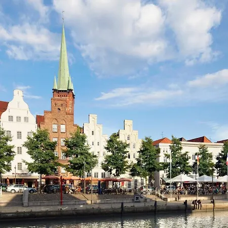 Hotel Jensen 3*