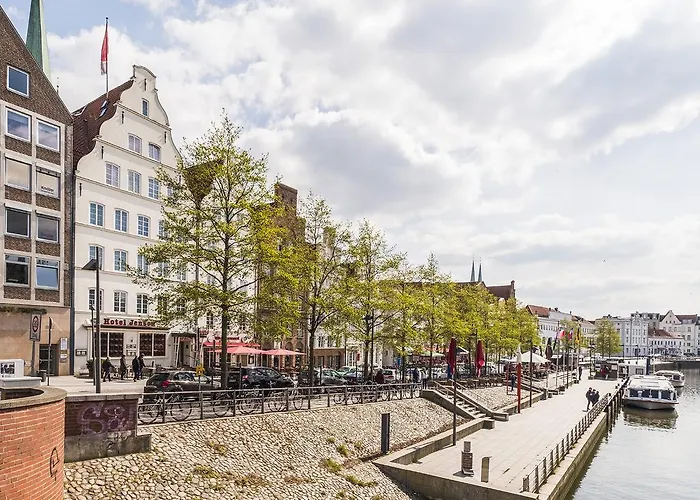 Jensen מלון ליבק